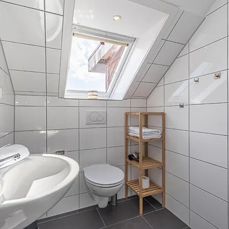 アパルトマンタウス グーヴェルヌール マックス *