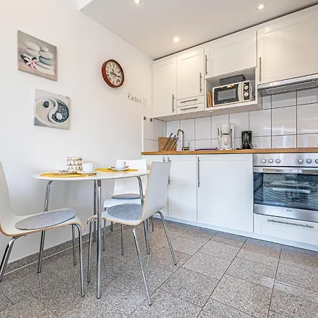 アパルトマンタウス グーヴェルヌール マックス * ビューズム