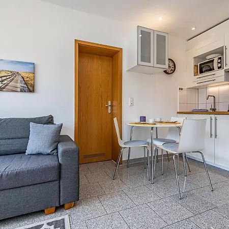 アパルトマンタウス グーヴェルヌール マックス アパート ビューズム