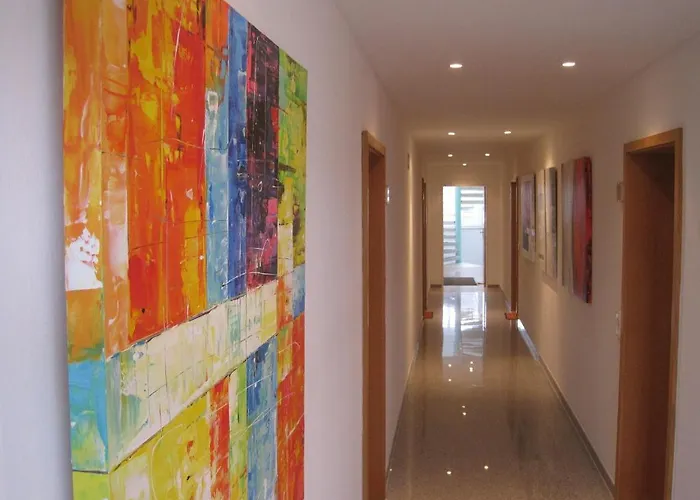 Appartementhaus Gouverneur-maxse *